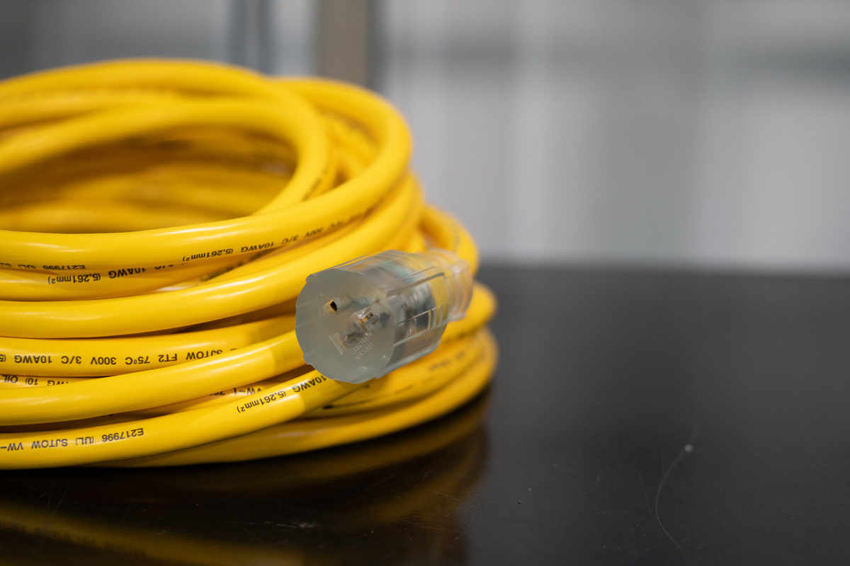 SOUTHWIRE, 10/3 SJTOW 50' YELLOW GENERATOR EXTENSTION CORD WITH YELLOW5-20 PLUG AND POWER LIGHT INDICATOR RECEPTACLE