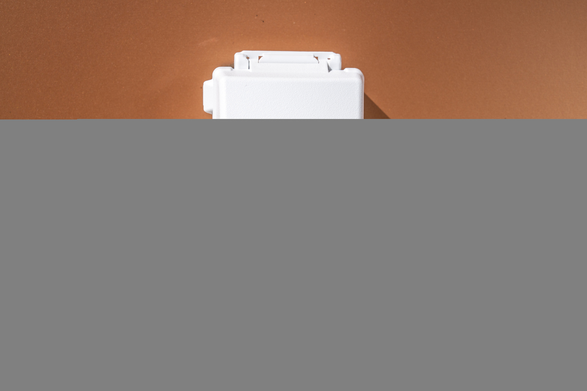 1-GANG WHILE IN-USE COVER RATED EXTRA DUTY 18 IN 1, WHITE