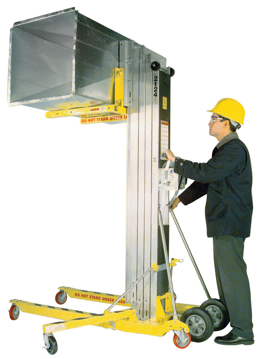 2124 CONTRACTOR LIFT (24'/650 LBS.)