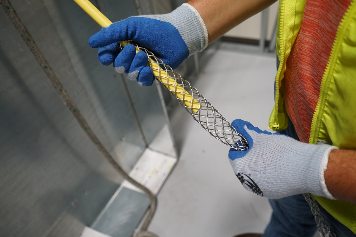 LIGHT DUTY BASKET GRIP 2.50" - 2.99"