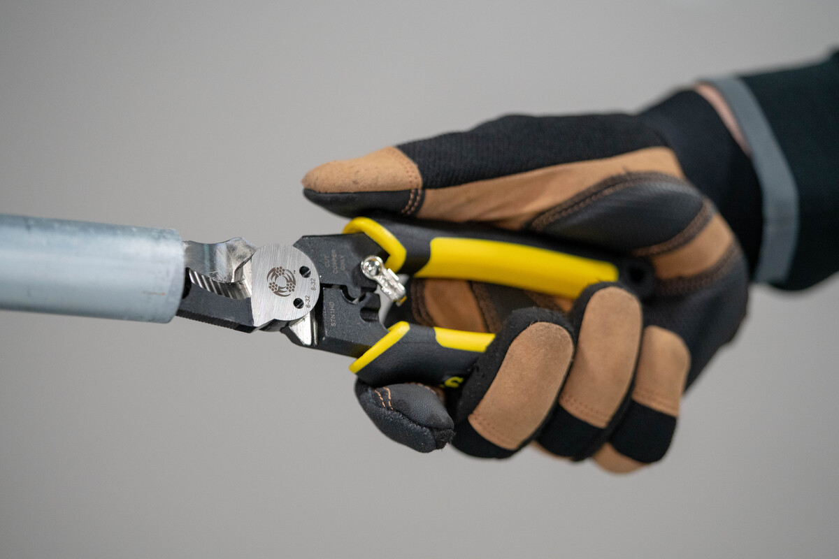 S7N1HD, HD MULTITOOL LONGNOSE PLIER 7IN1 | Southwire