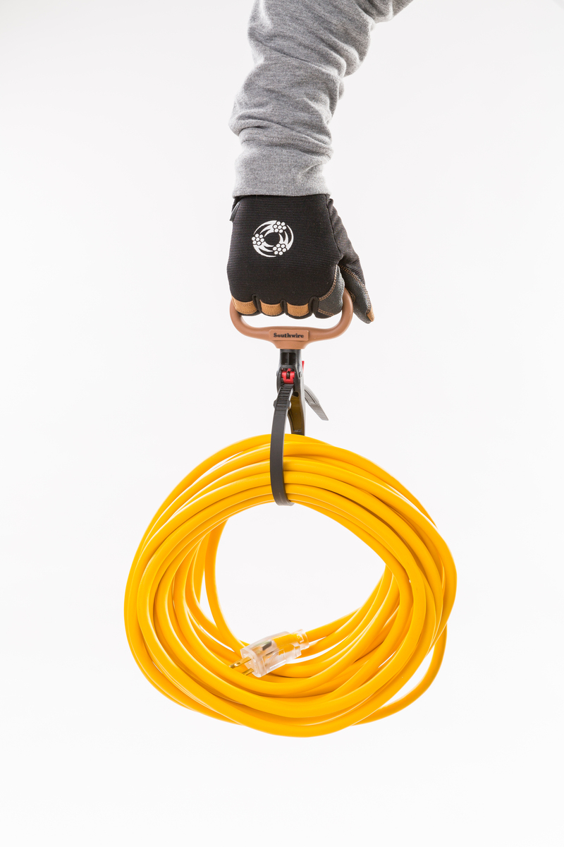 SOUTHWIRE, 10/3 SJTW 100' YELLOW OUTDOOR EXTENSION CORD WITH POWER LIGHTINDICATOR