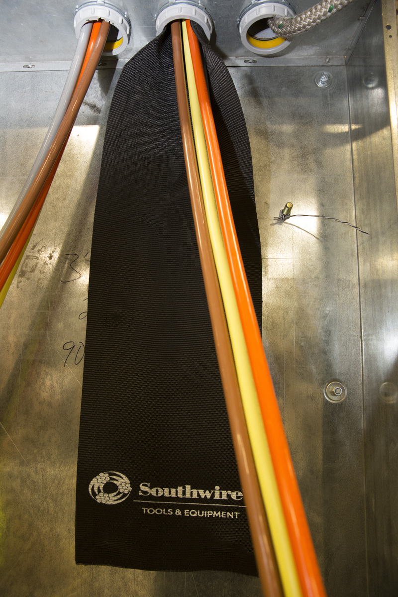SFB-01, SOUTHWIRE LARGE FEEDER BLANKET 1 EA
