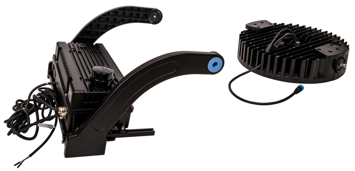 1PK BLACK 750W POWER & CCT SELECTABLE SPORT LIGHT 120-277V450W/500W/750W72,000/77,500/112,500L1,800W/2,000W/3,000W HID REPLACEMENT