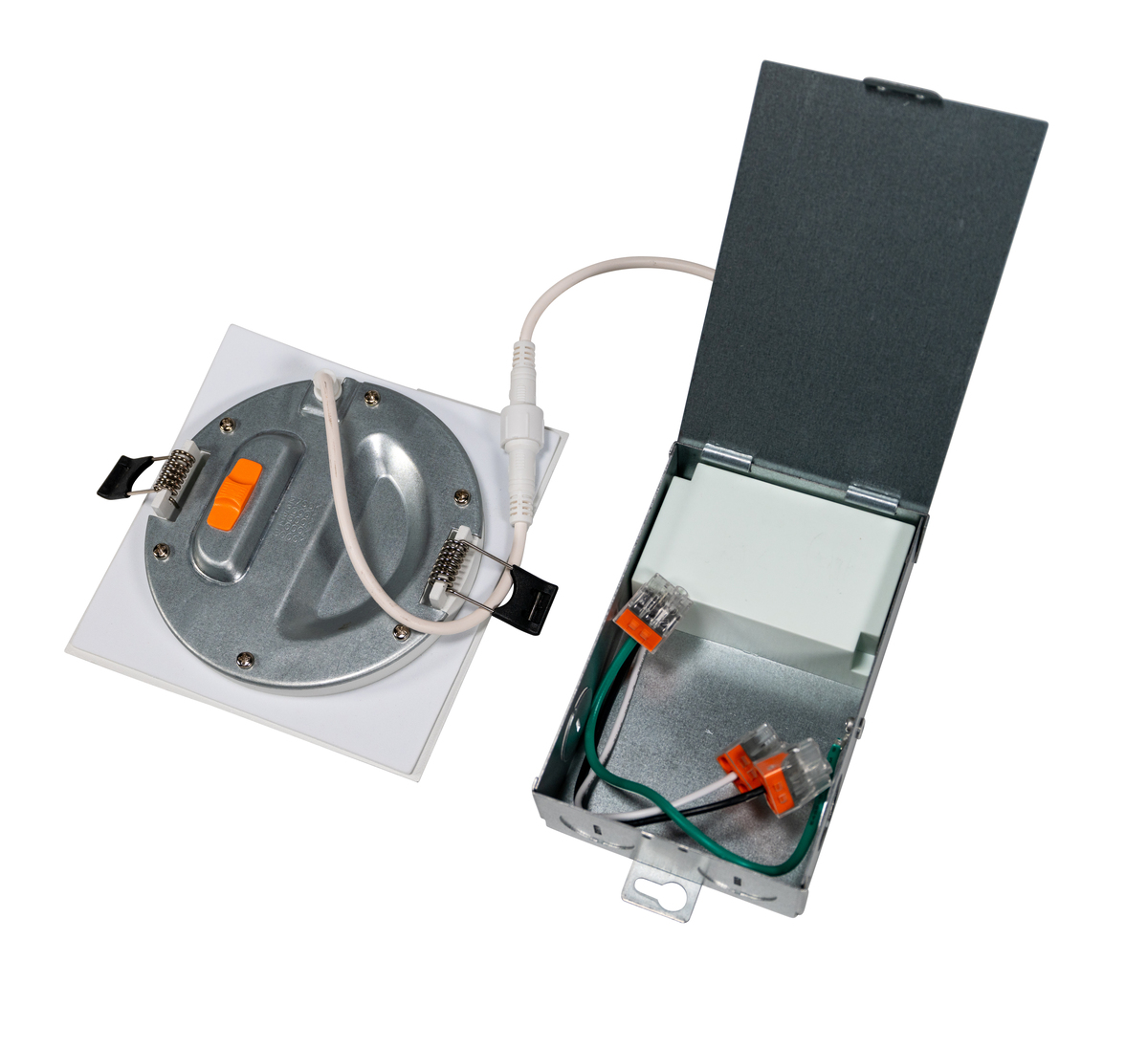 8PK 4" SQ 7W 5CCT SELECT DOWNLIGHT2700K/3000K/3500K/4000K/5000K120V 590L 90CRI DIMMABLE