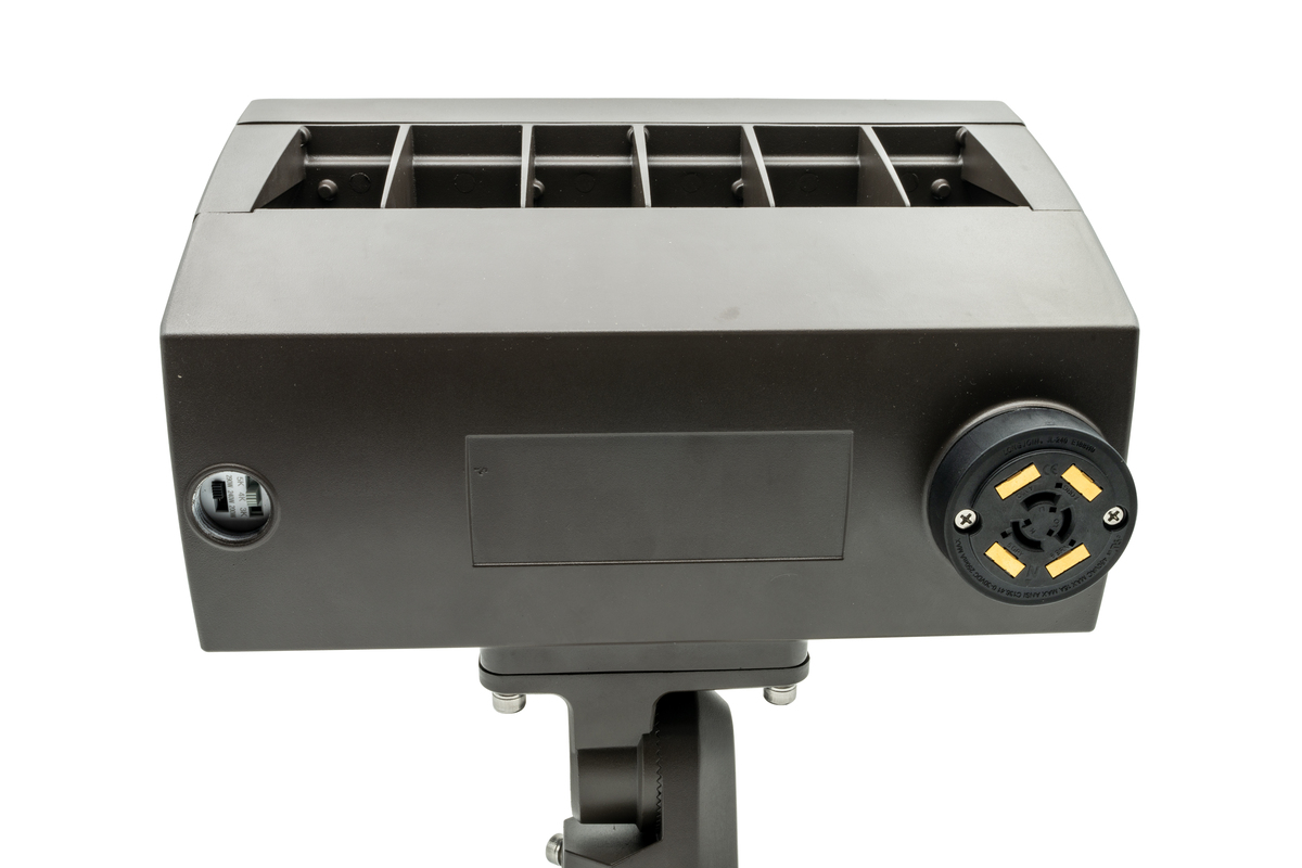 1PK 290W POWER & CCT SELECTABLE LARGE FLOOD-SLIPFITTER 1PK 290W POWER & CCT SELECTABLE LARGE FLOOD-SLIPFITTER