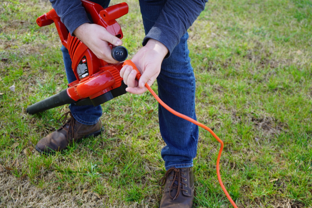 SOUTHWIRE, 16/3 SJTW 10' ORANGE STANDARD OUTDOOR EXTENSION CORD