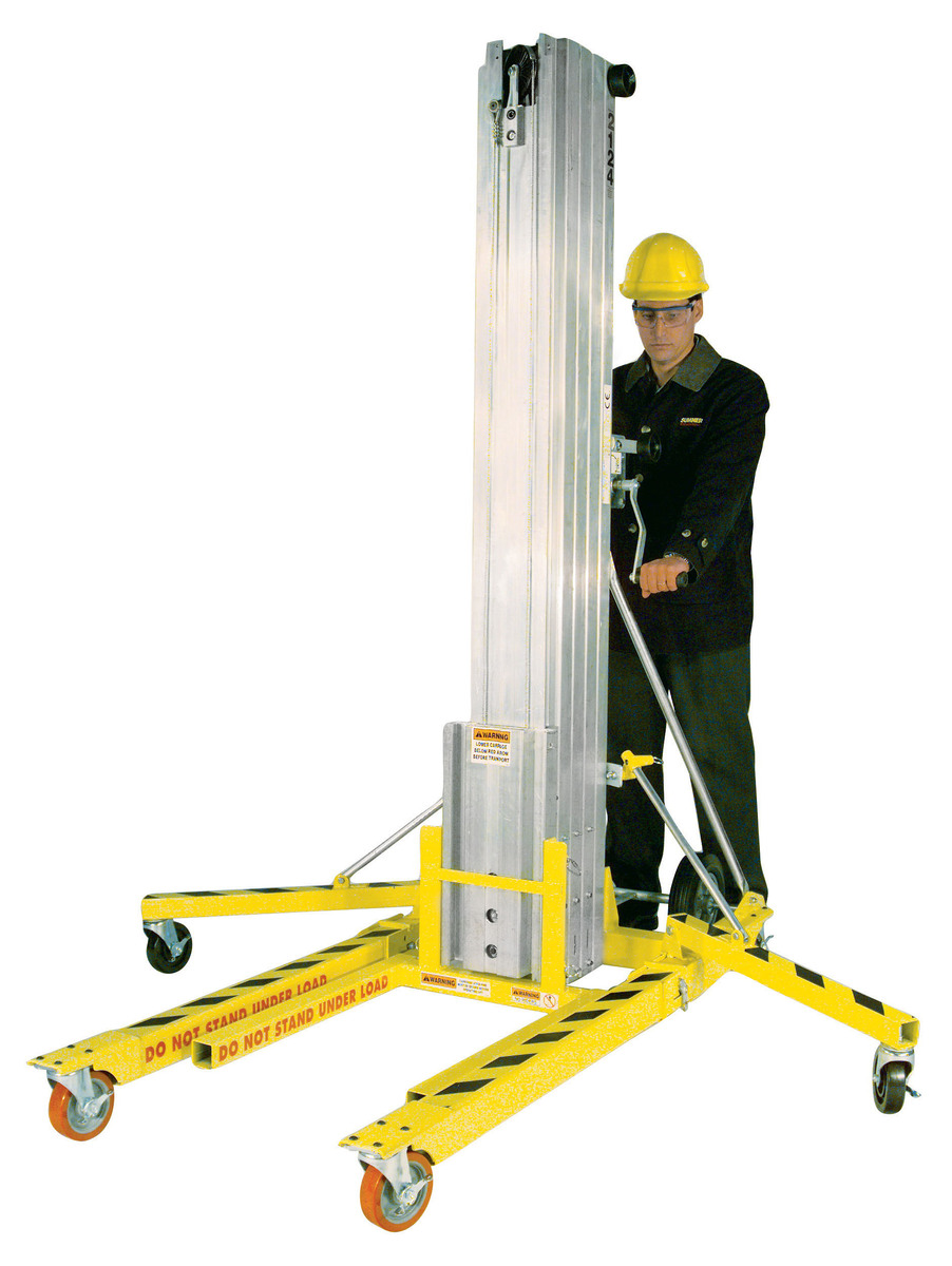 2124 CONTRACTOR LIFT (24'/650 LBS.)