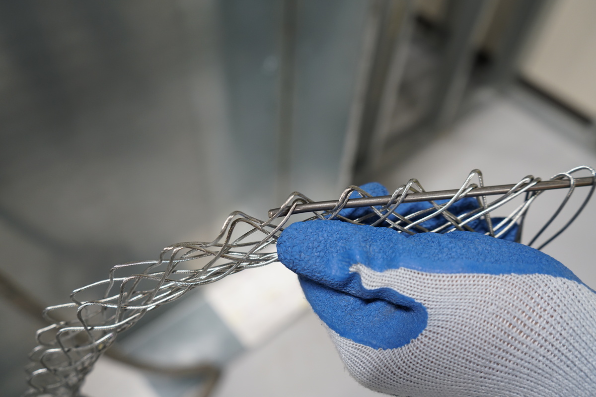 SPLIT MESH BASKET GRIP 0.50" - 0.61"