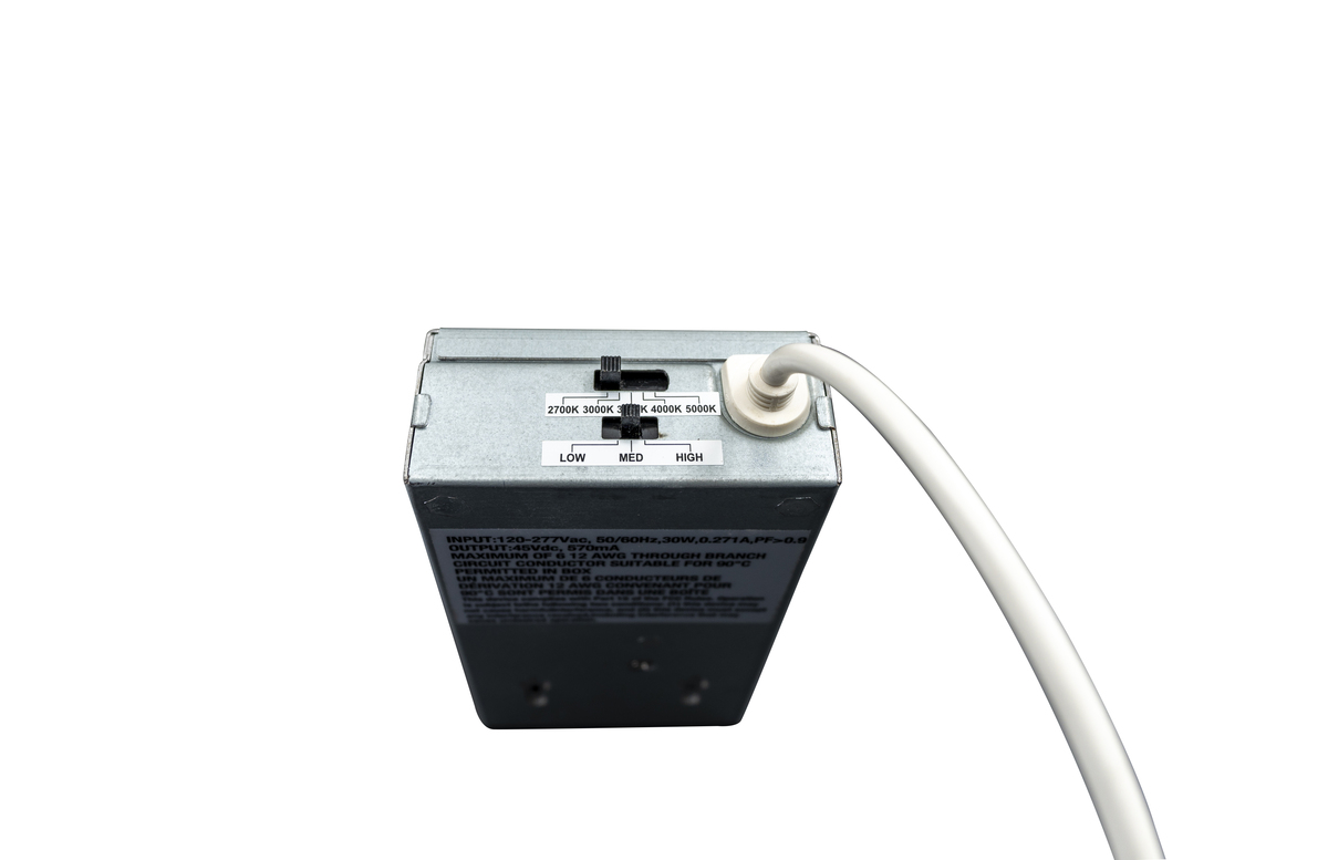 6PK 8" POWER & CCT SELECTABLE COMMERCIAL DOWNLIGHT- REMOTE DRIVERSMOOTH TRIM16/22/30W1,500/2,000/2,500L2700K/3000K/3500K/4000K/5000K120-277V 90CRI DIMMABLE