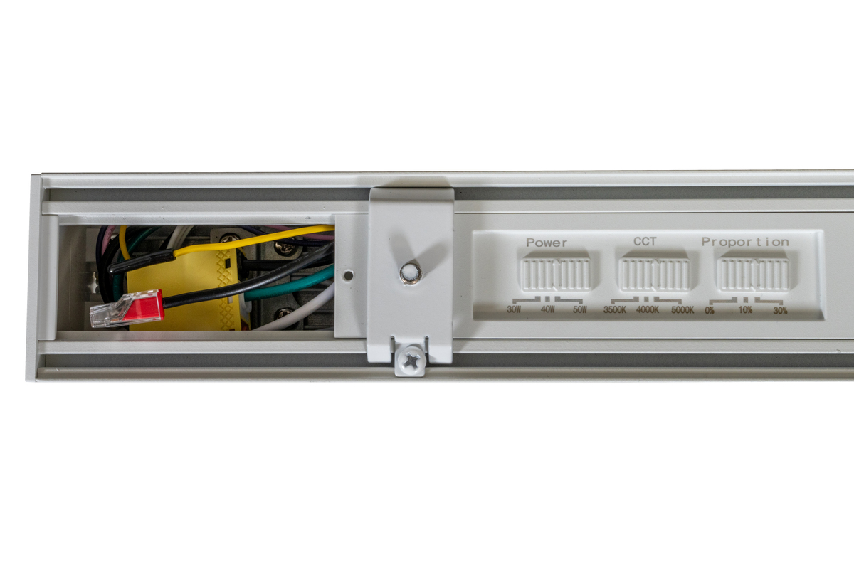 12PK 4FT 50W POWER & CCT SELECTABLE ARCHITECTURAL LINEARSTRIP-DIRECT/INDIRECT LIGHT-WHITEWITH EMERGENCY BATTERY BACKUP30/40/50W 3,870/5,080/6,250 LUMENS3500K/4000K/5000K 120-277VDIMMABLE 0-10V