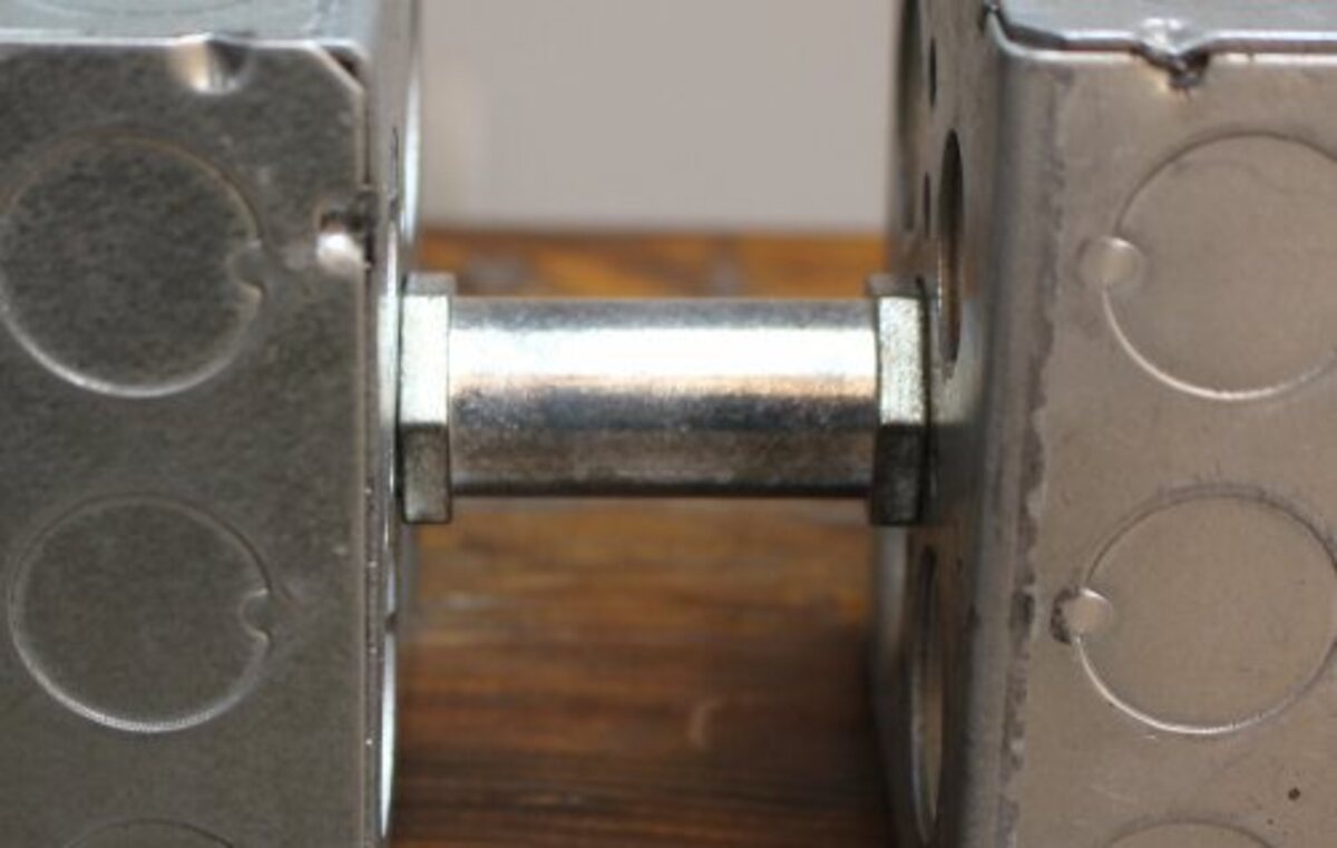 1/2" Box Spacer Connector, Extra-Length, 2" Long - Zinc Die Cast