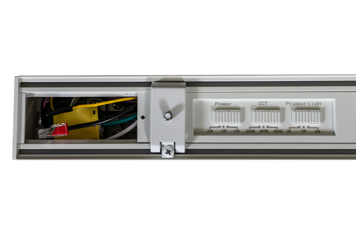 12PK 4FT 50W POWER & CCT SELECTABLE ARCHITECTURAL LINEARSTRIP-DIRECT/INDIRECT LIGHT-WHITE30/40/50W 3,870/5,080/6,250 LUMENS3500K/4000K/5000K 120-277VDIMMABLE 0-10V